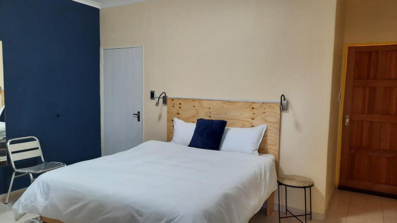 Steps Accommodation Gobabis Экстерьер фото